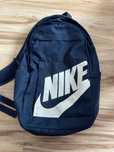 Sprzedam plecak Nike