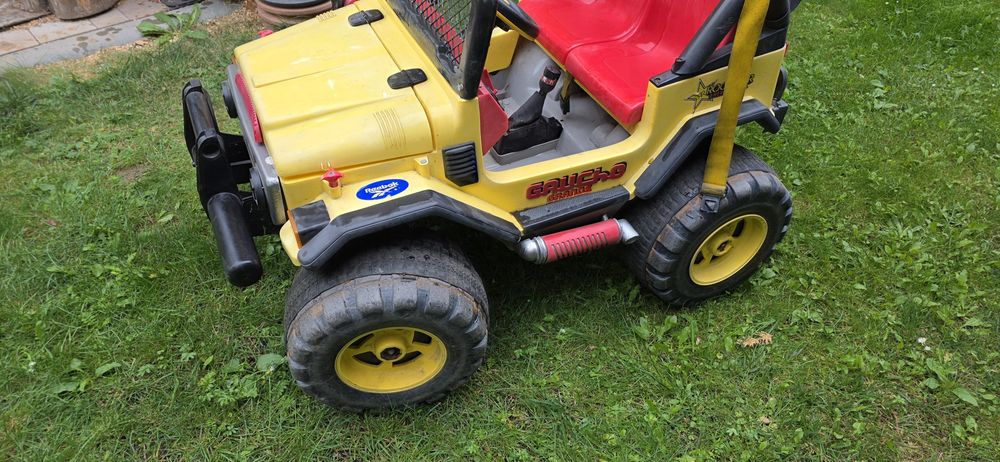 Jeep Gaucho Peg Perego elektryczny.