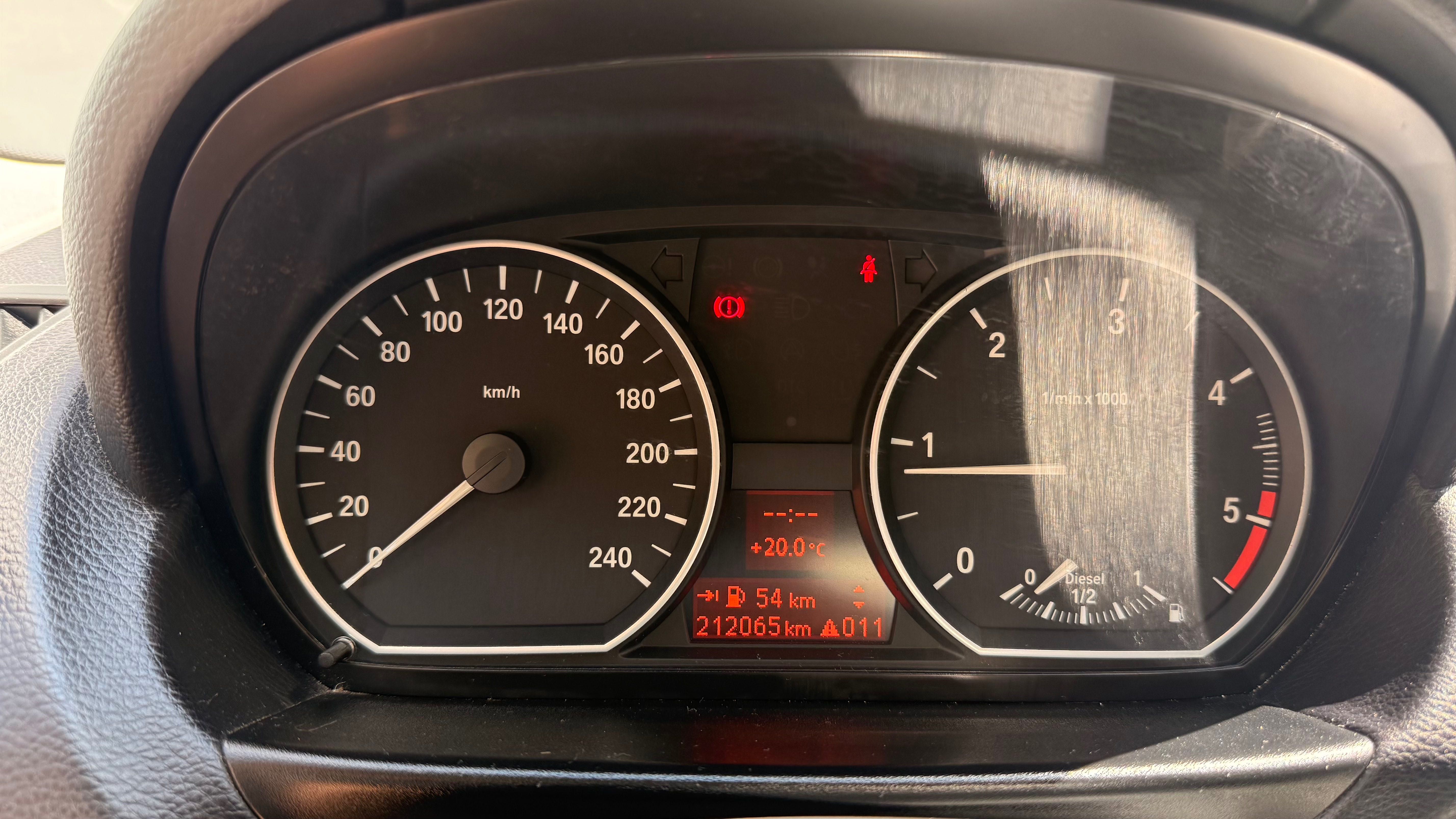 BMW 118 d (E87) Sport 143cv - 212.065kms