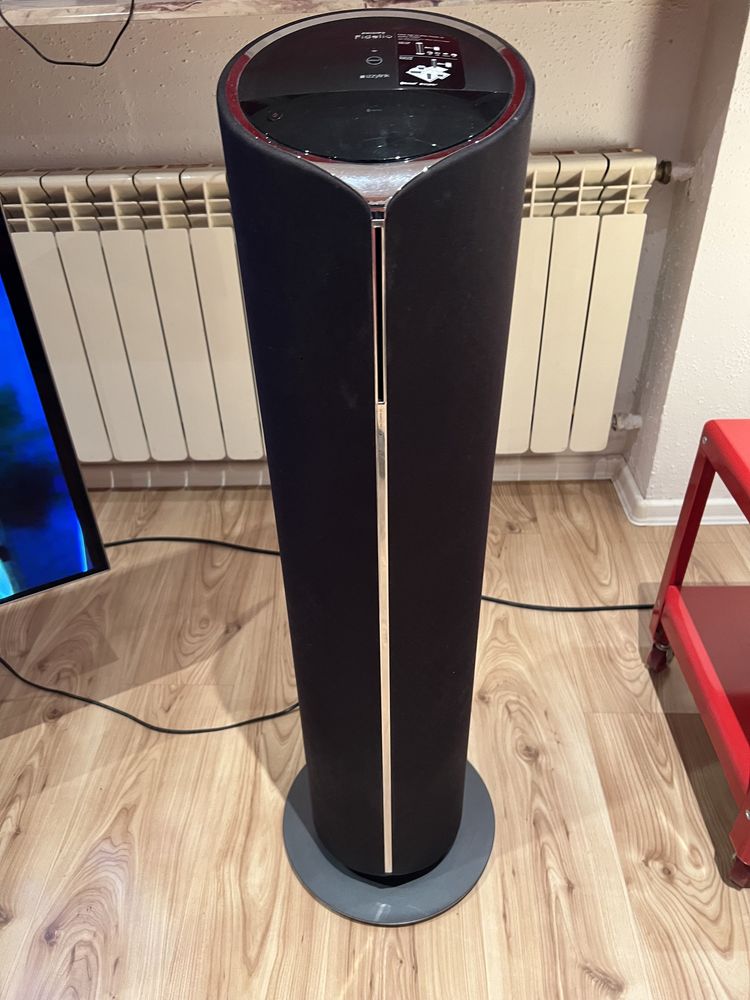 Philips Fidelio soundtower