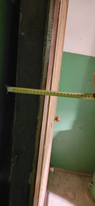 Продам вхідні металеві двері