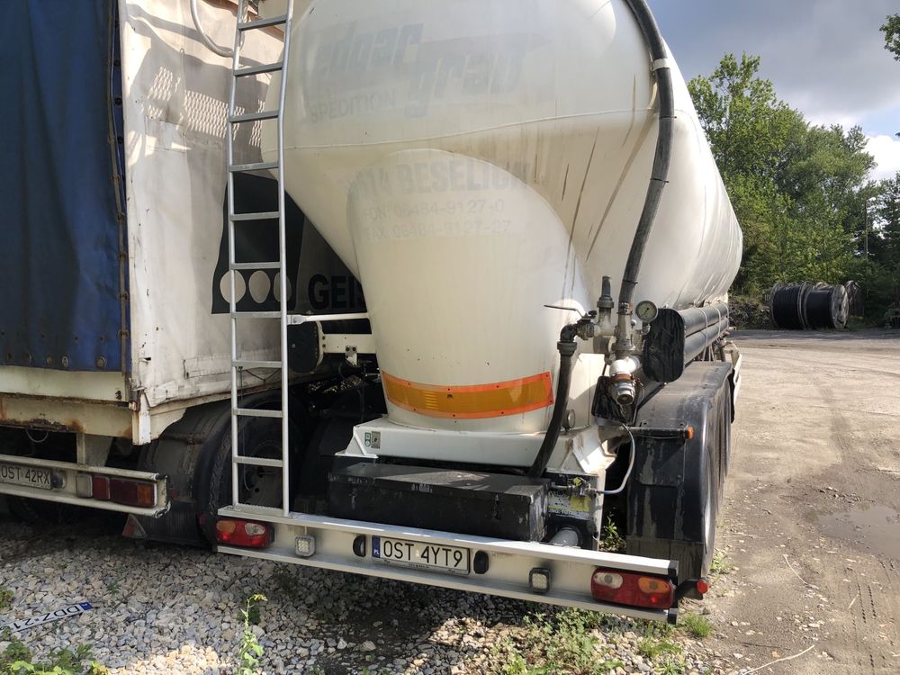 Cementonaczepa spitzer 53m3