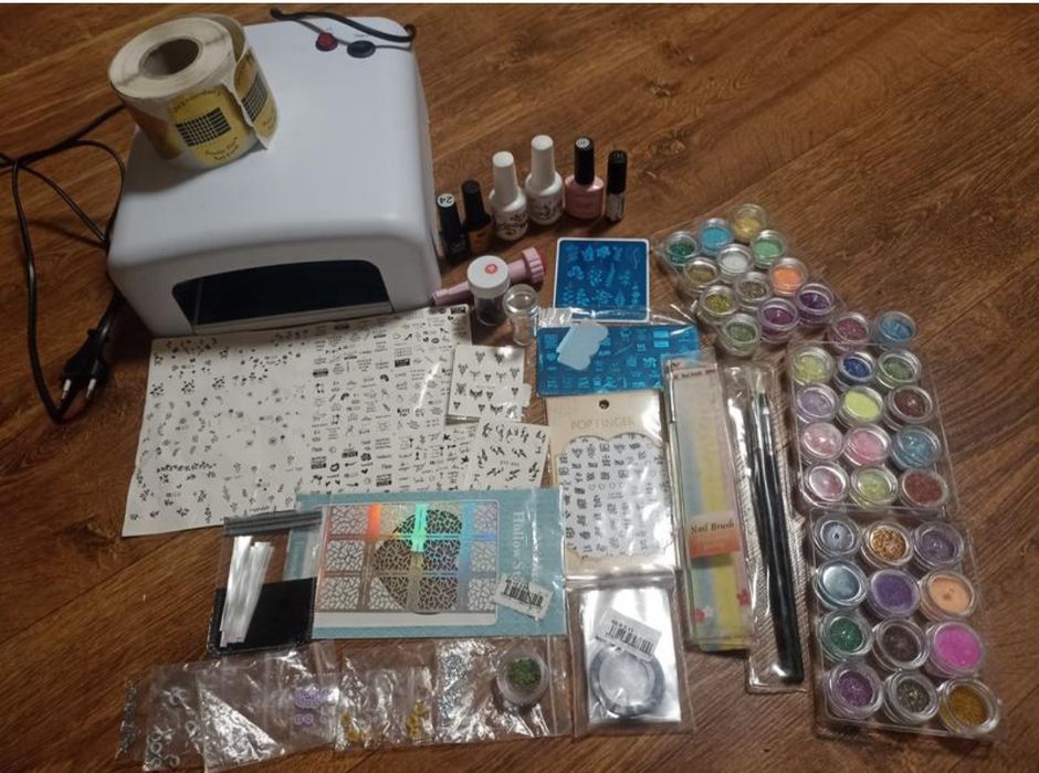 Манікюрний набір + лампа