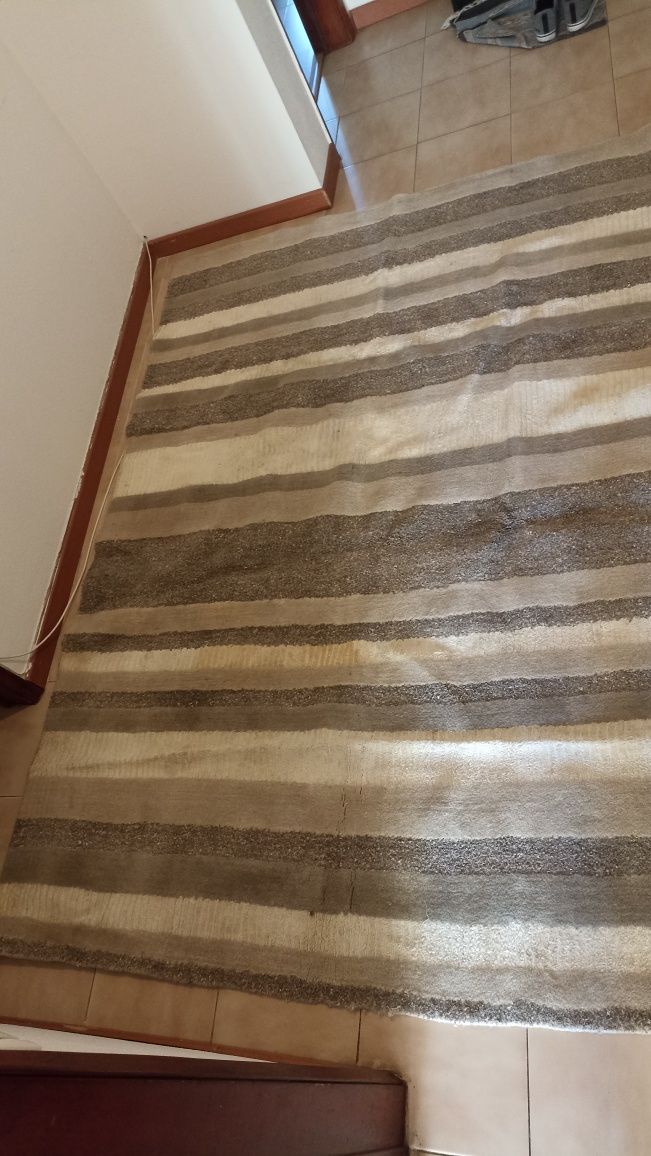 Duas Carpetes grandes