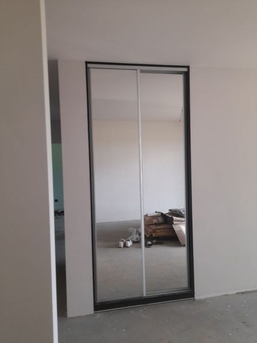 Wykonuję meble na wymiar.