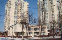 Шевченко 44, отдельно стоящее здание, фасад.,стадион,Горсад.