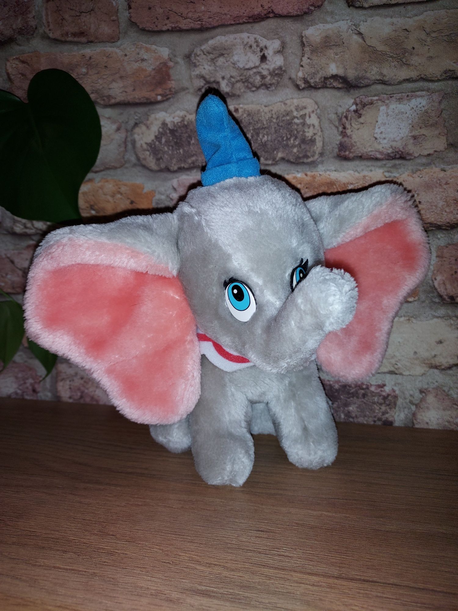 Słodki słonik Dumbo maskotka Disney