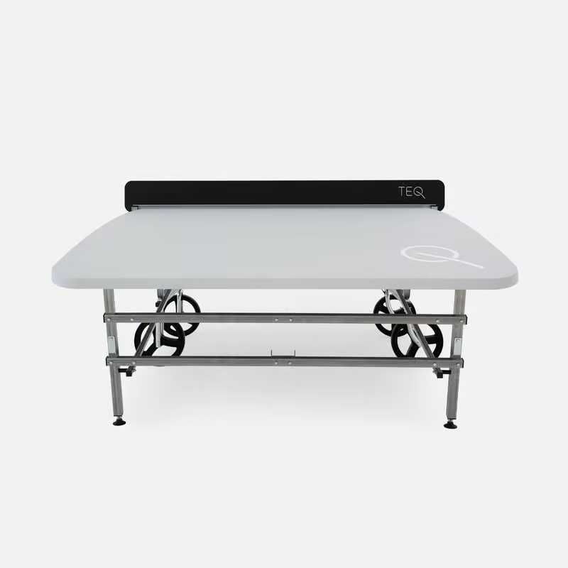 Mesa de teqball nova a menos de metade do preço de mercado