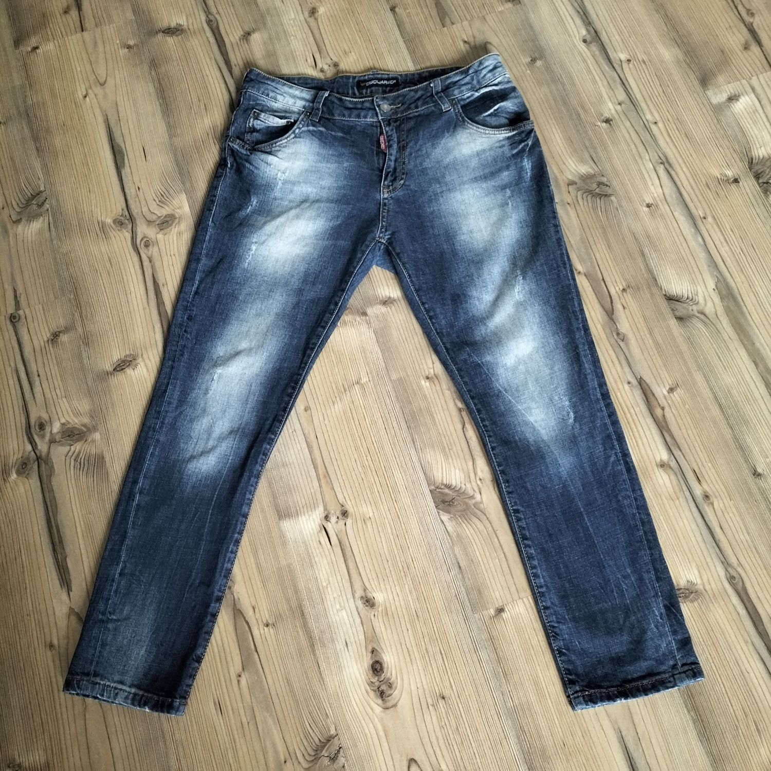 Damskie jeansy Dsquared2 W29