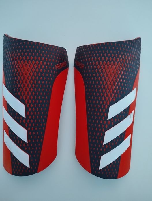 Ochraniacze Adidas Predator
