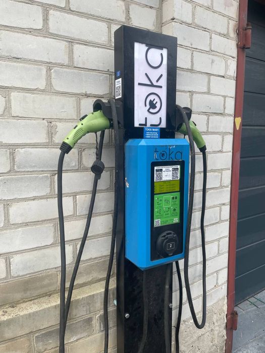 Станція зарядки електромобіля МОНТАЖ Kostad ABB Octa UGV Ecofactor