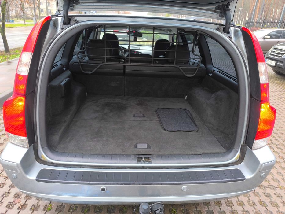 Volvo V70 2.4 дизель автомат