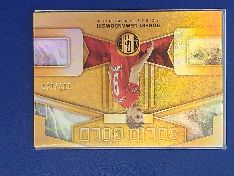 Panini karta limited edition Robert Lewandowski  149