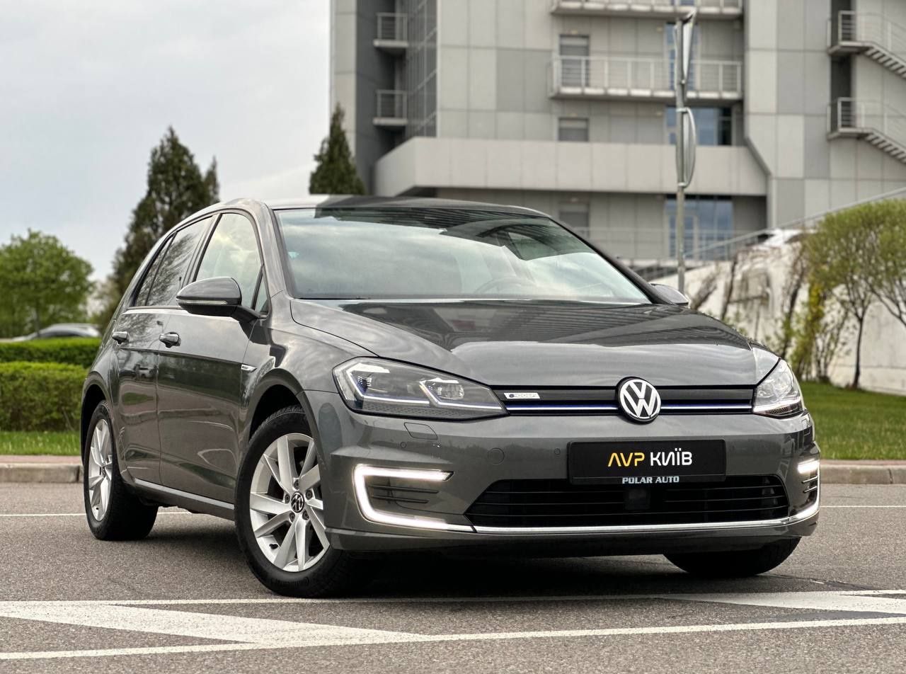 Volkswagen E-Golf 2020 року, 36квт, автомат, 88т.км.
Електричний ав