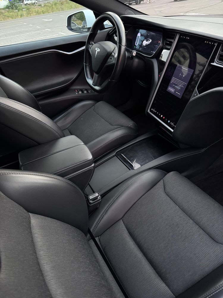 2018 Tesla model S 75D