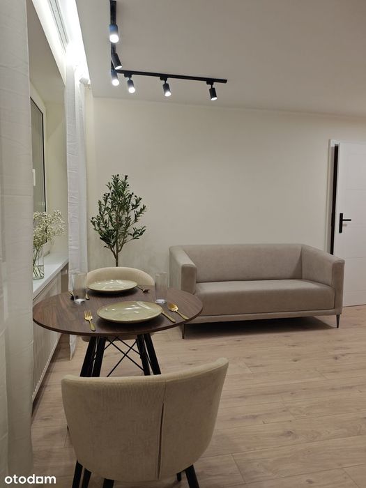 Sprzedam mieszkanie po remoncie parter