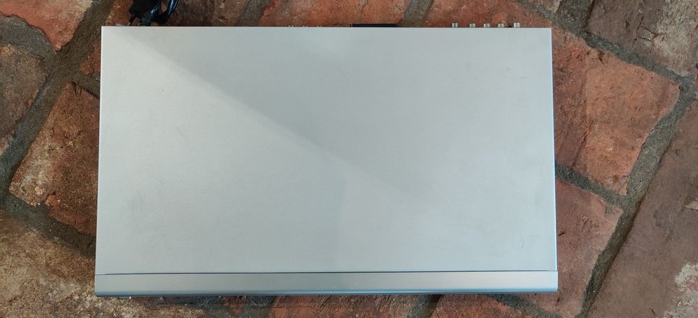 Odtwarzacz DVD Wiwa Hd238