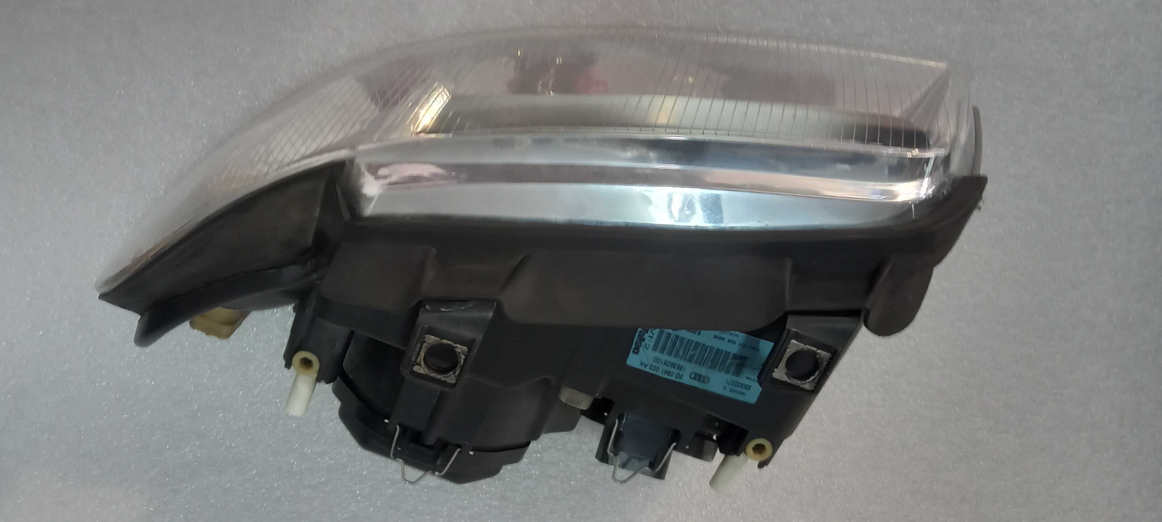 Lampa prawa przód Audi A4 B5 Lift VALEO