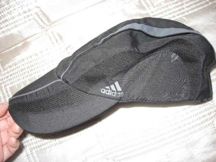 Młodzieżowa sportowa czapeczka z daszkiem ADIDAS 57,5 cm