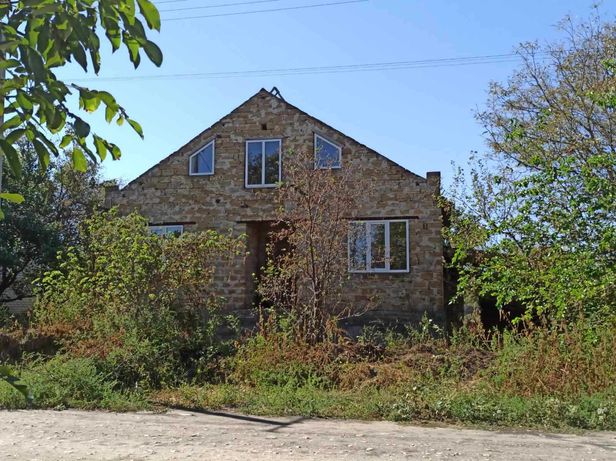 Продам недостроенный дом в Олешках