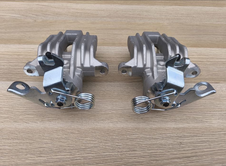 Суппорт супорт задній Пассат б5 Ауди А4 А6 Passat b5 Audi A4 A6