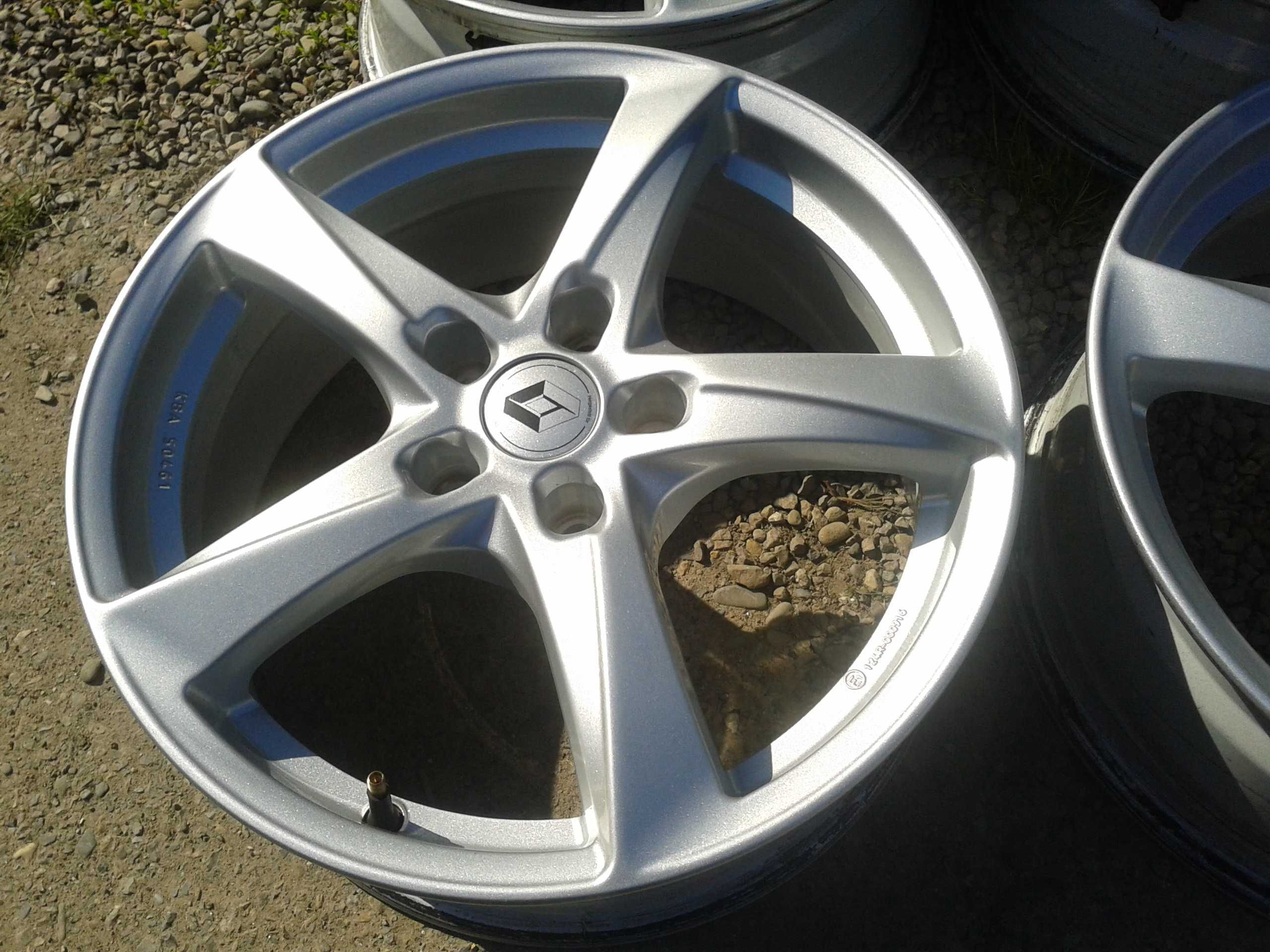 oryginalne r17 felgi toyota auris corolla avensis verso rav4 chr camry