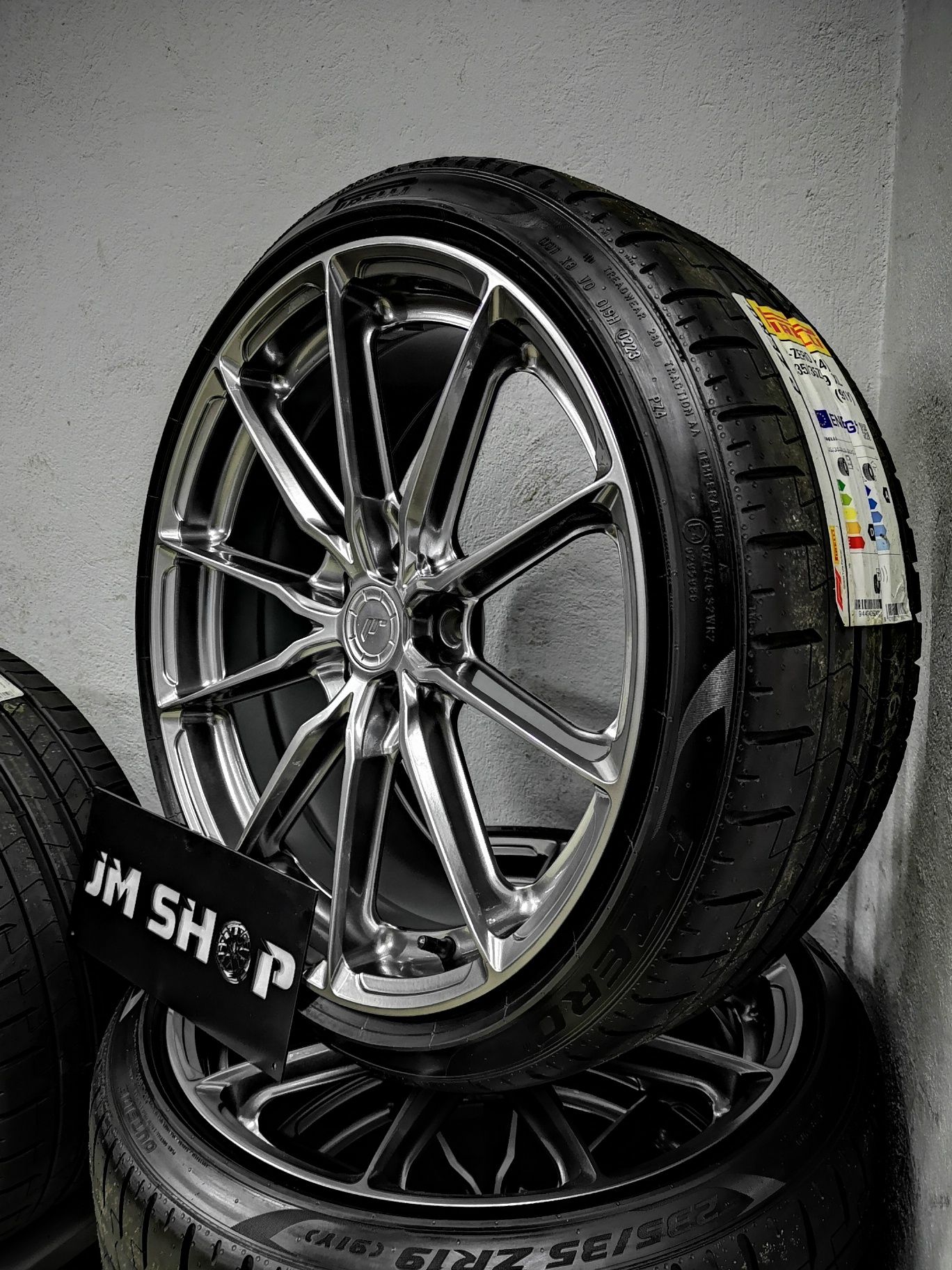 Felgi 19" JR37 19" 8,5J 5x112 Golf Leon Audi