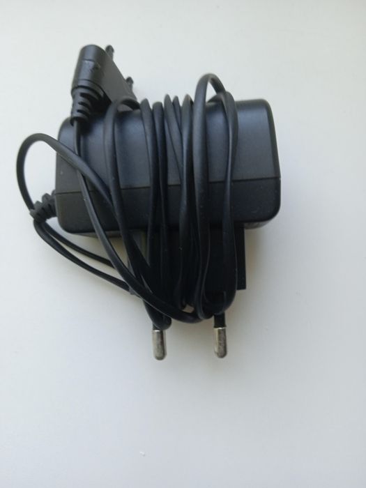 Зарядное устройство на Сони Эриксон К 610 и т.д.