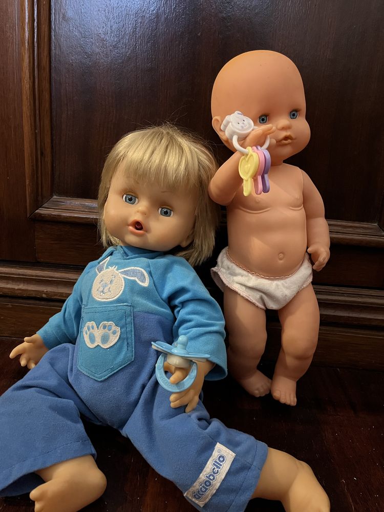 Bonecos bebés em excelente estado