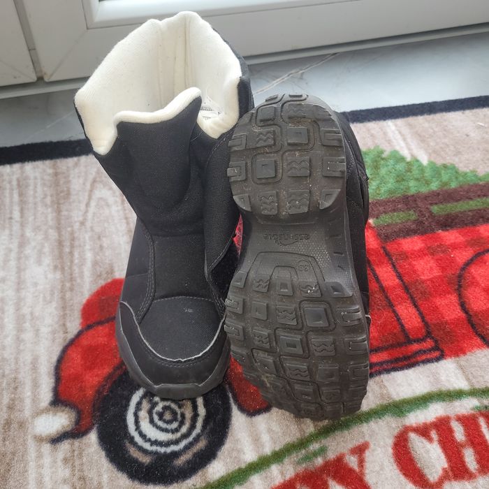 Buty zimowe Quechua roz 33