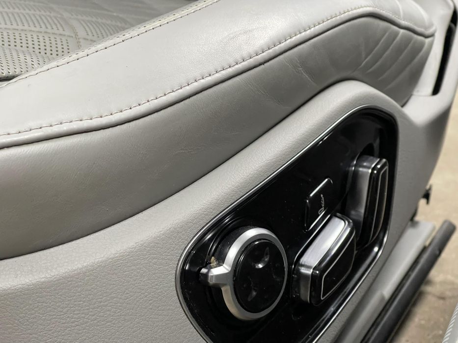 Комплектний салон сидіння з картами AUDI A8 4H0 2010-2018