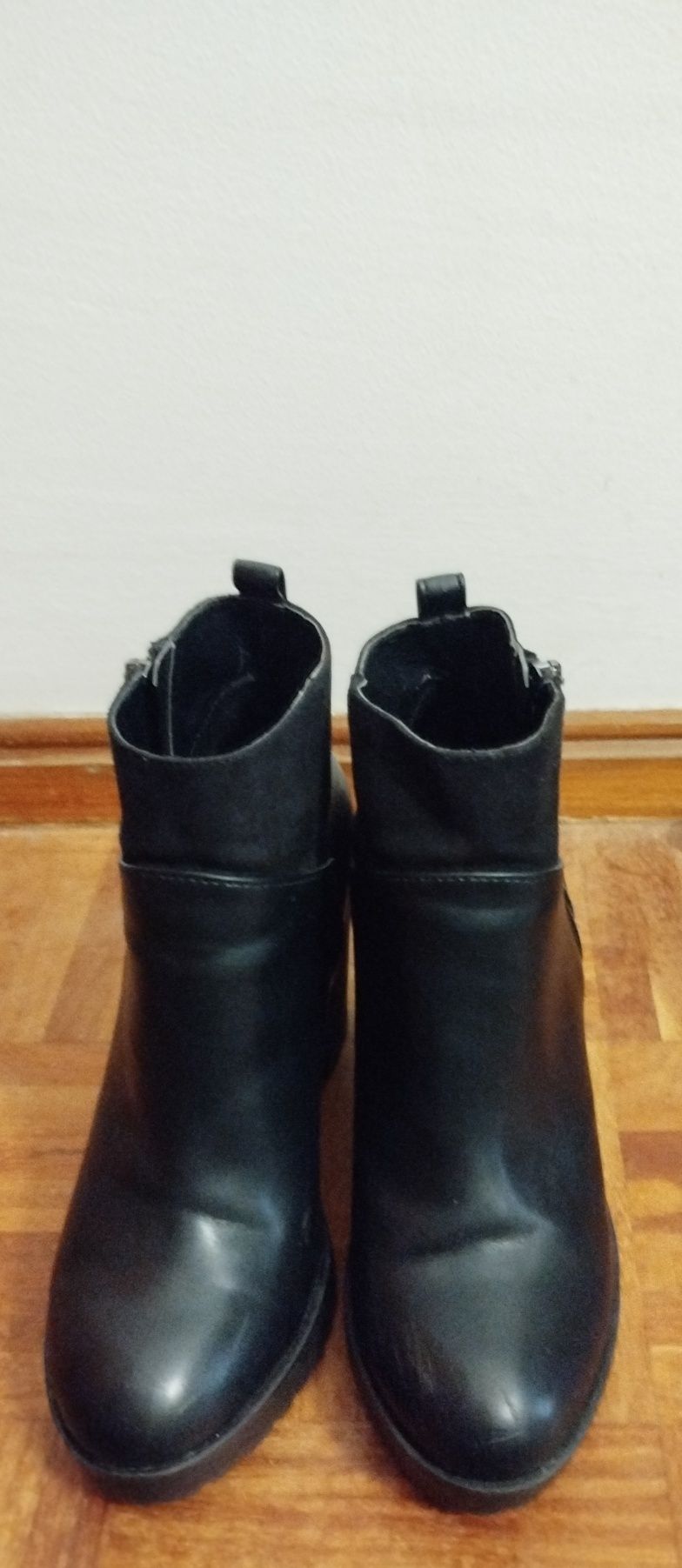 Botas Bershka - 38