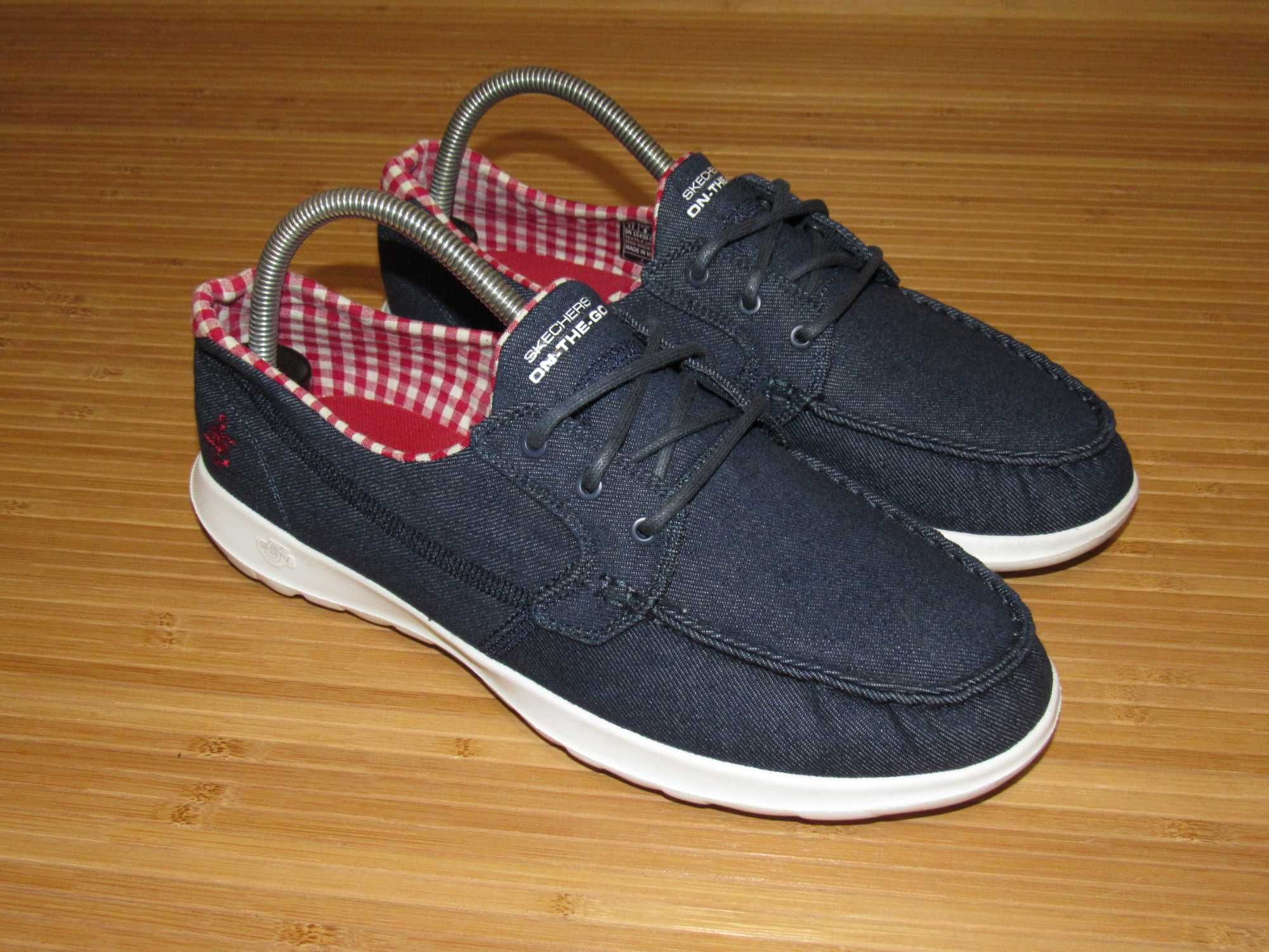 Сліпони Skechers Go Walk;  EUR-41