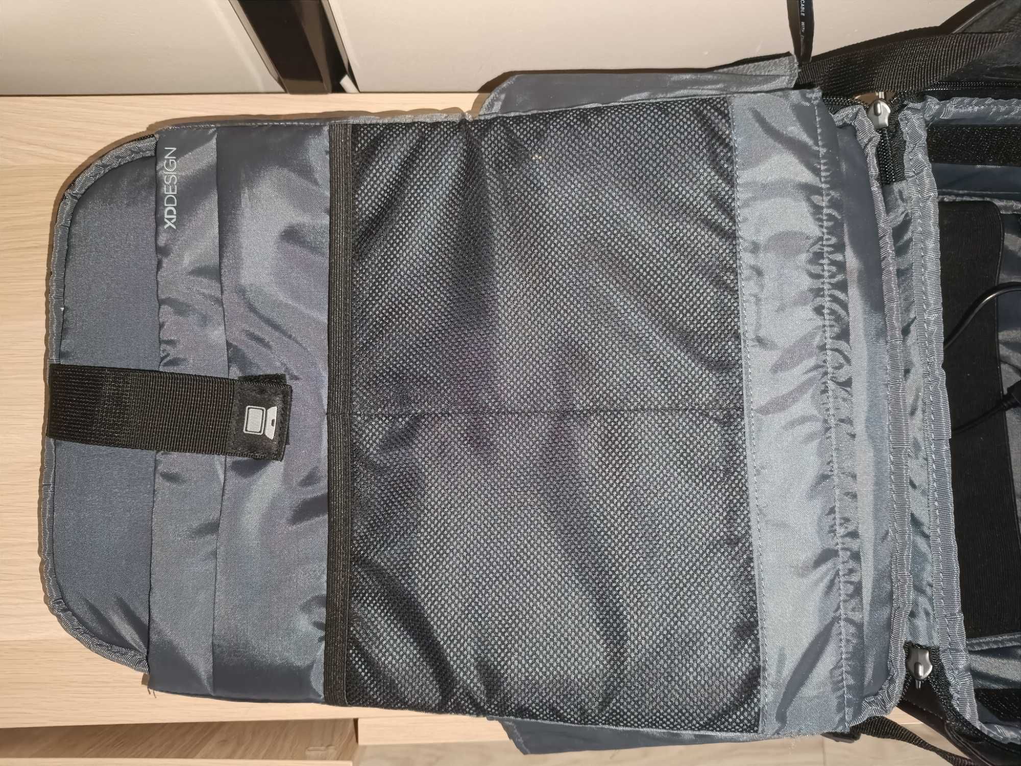 Plecak XD DESIGN na laptopa 17"