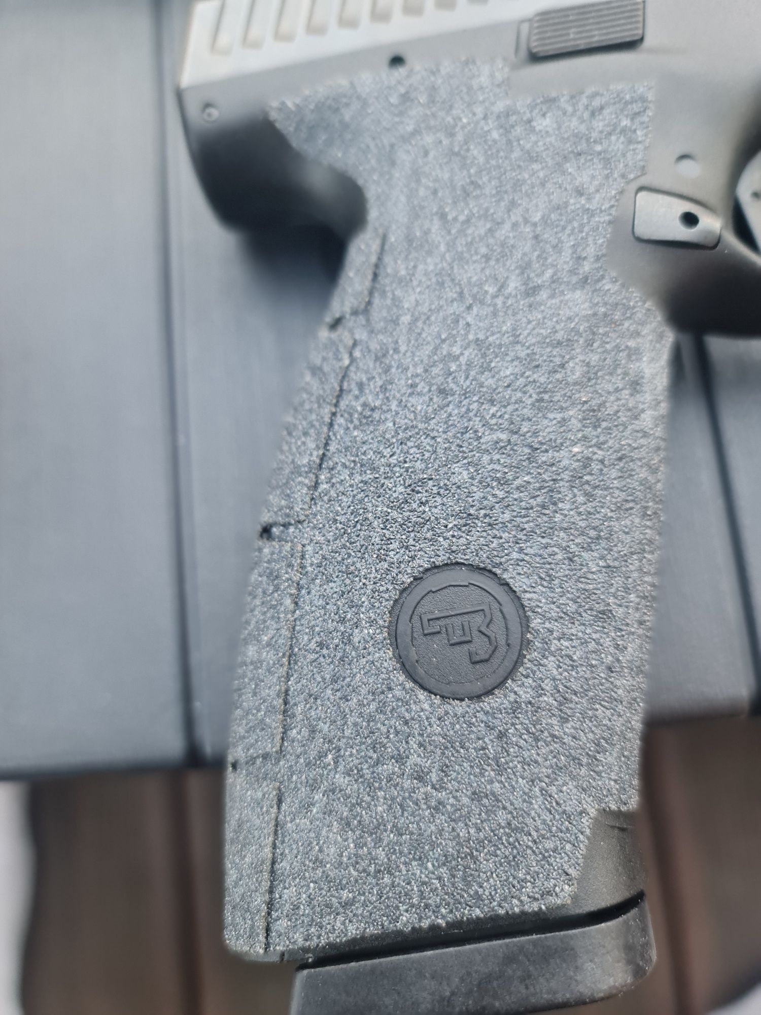 Tape grip do broni glock