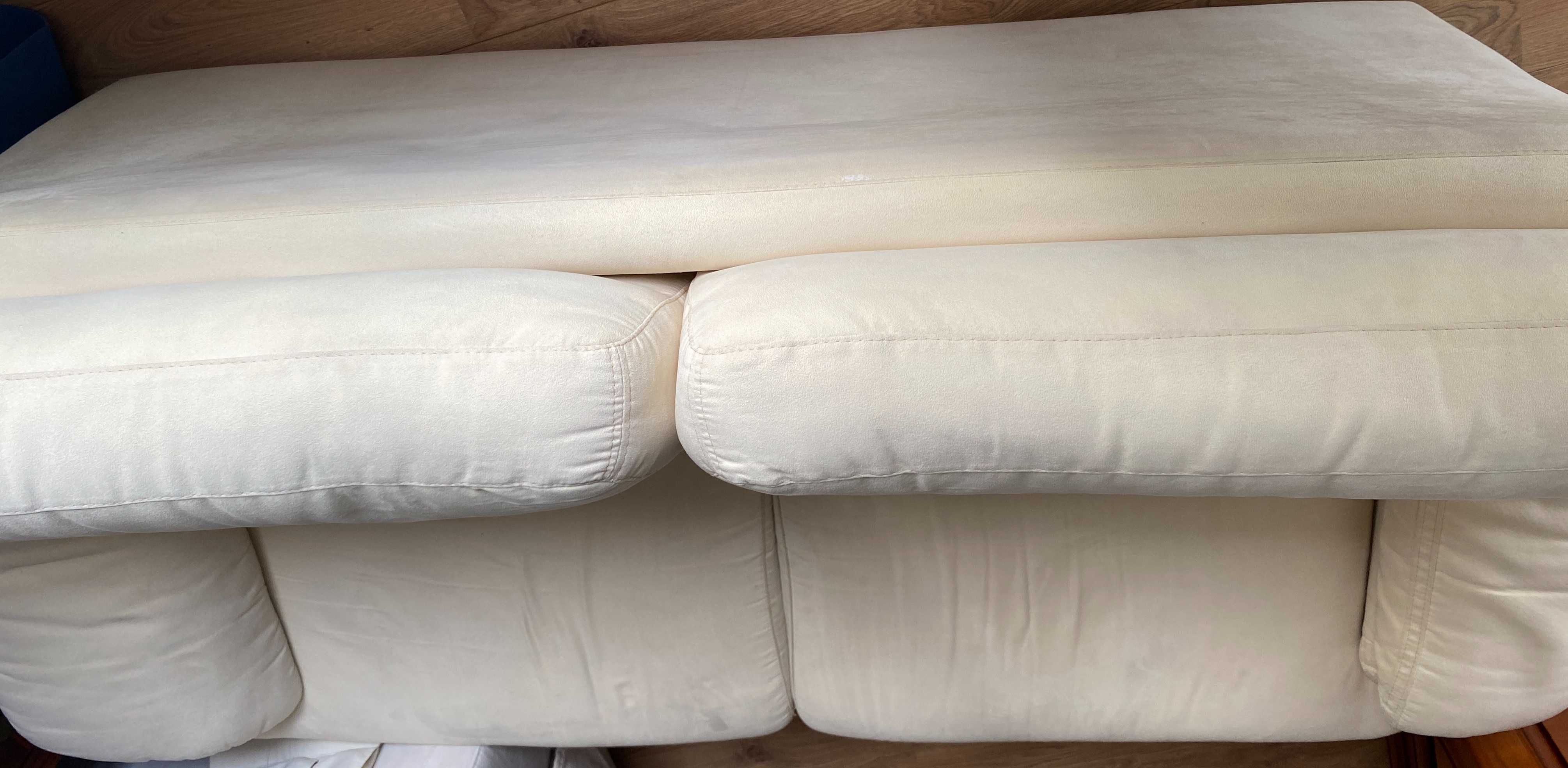 Sofá Branco com fecho nas almofadas - em excelente estado - Novo Preço