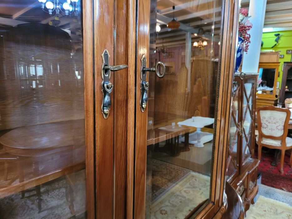 Excelente móvel de sala ou para escritório - Muito bom estado g