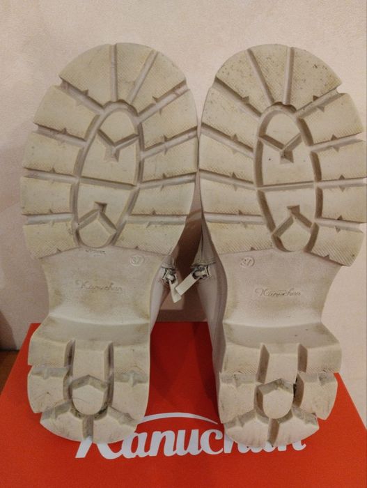 Зимние ботинки для девочки, рр. 37