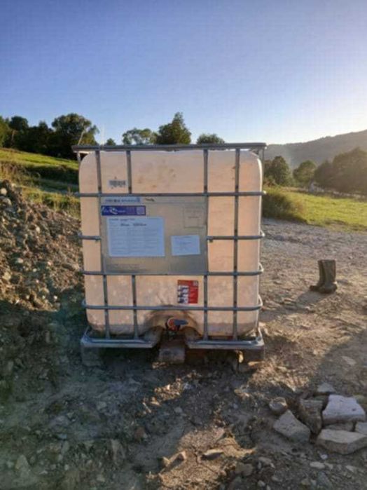 Zbiornik mauzer na palecie - 1000 l
