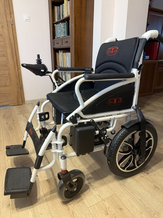 Wózek inwalidzki elektryczny