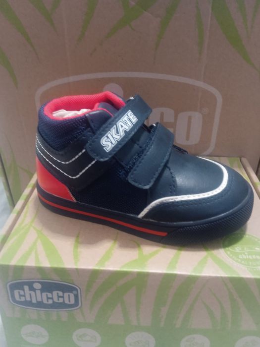 Tênis infantis marca Chicco N23 *Novos*