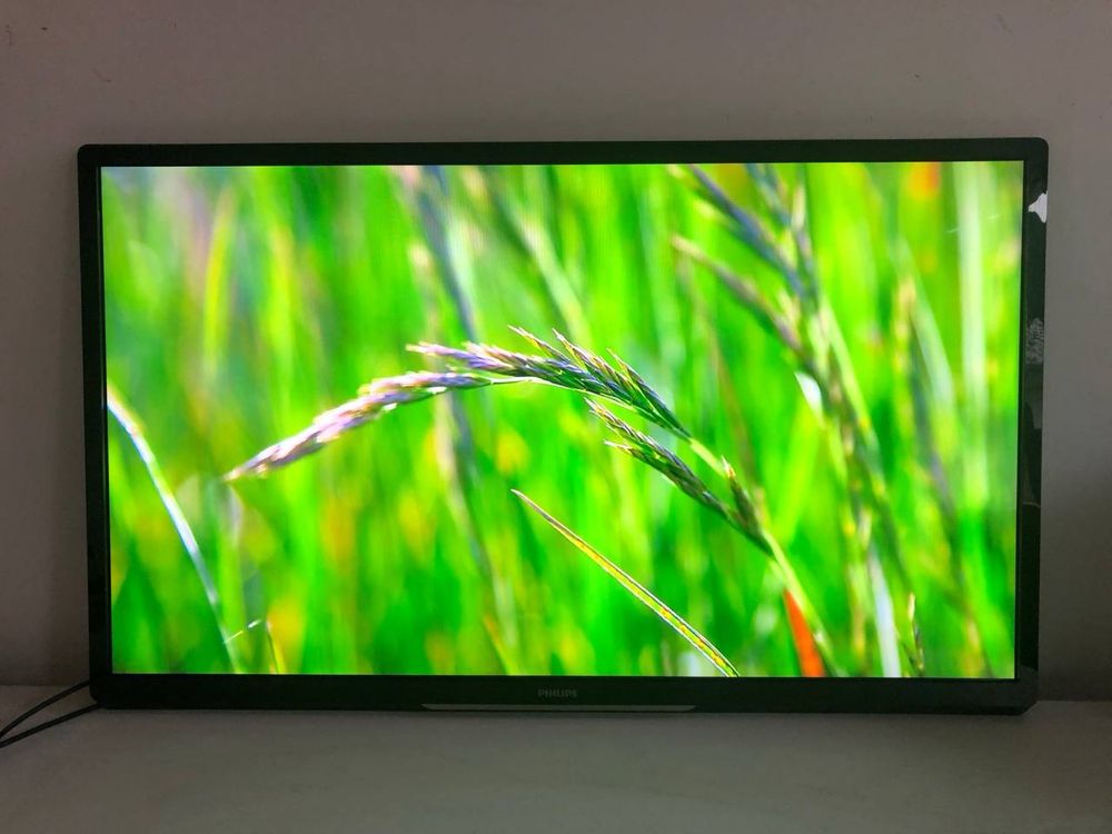 Телевізор Philips “42” Full HD