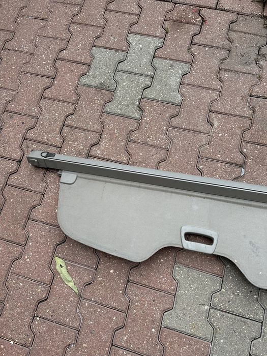 Peugeot 308 sw T7 roleta bagażnika polka szara oryginał