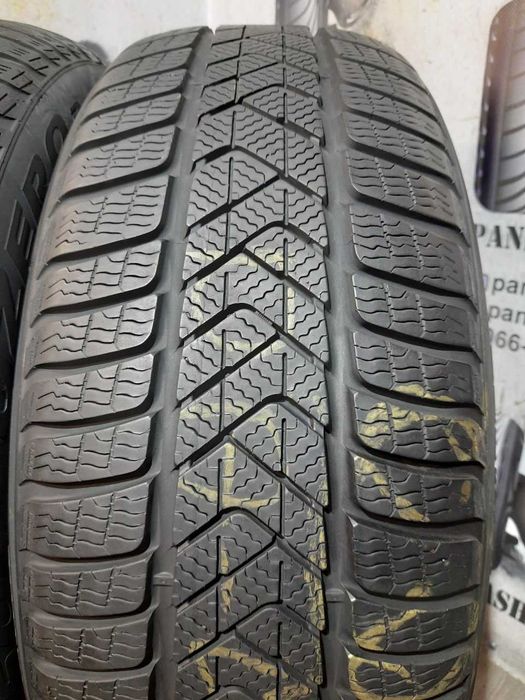 Шини 225/55 R17 PIRELLI SottoZero 3 б/у зима склад