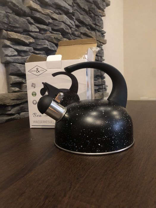 Czajnik kuchenny z gwizdkiem 48tknk