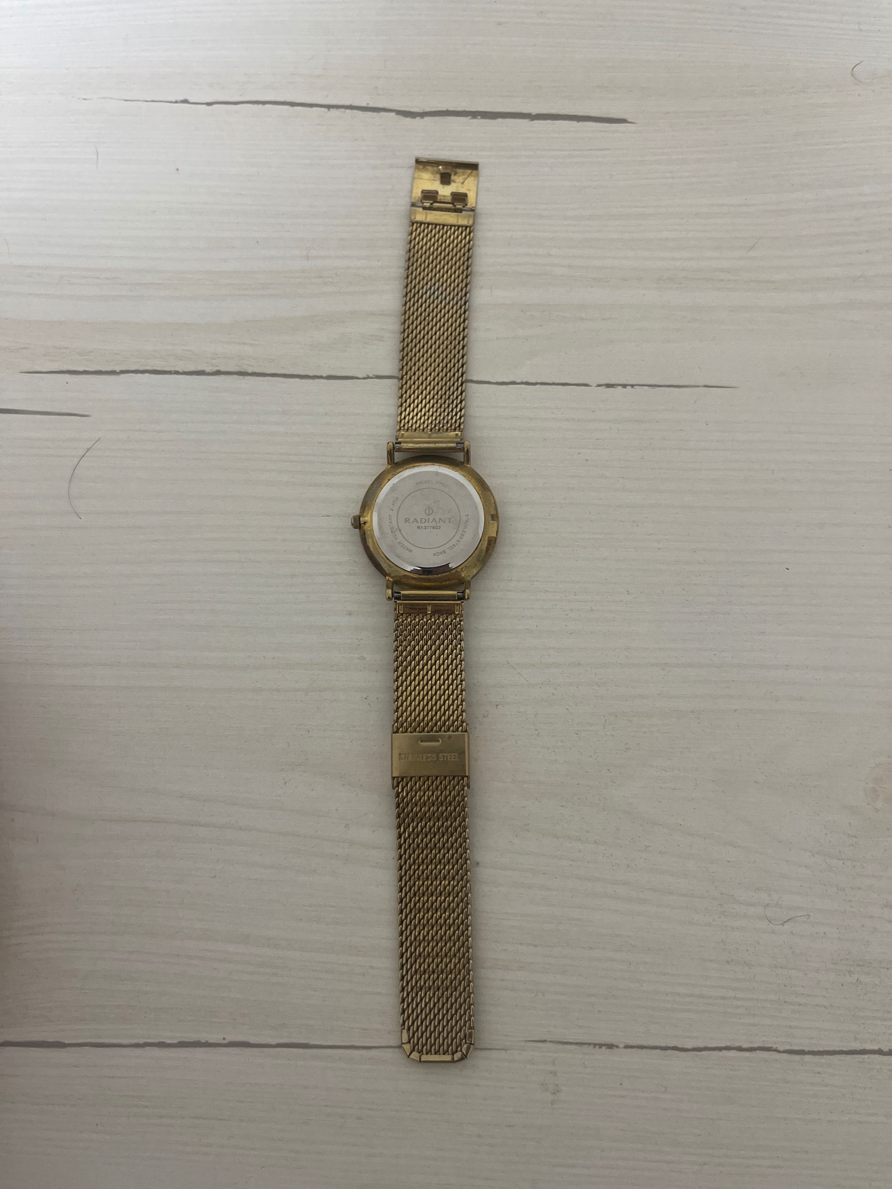 Relógio Radiant RA377602 | Feminino | Dourado | Precisa de pilha