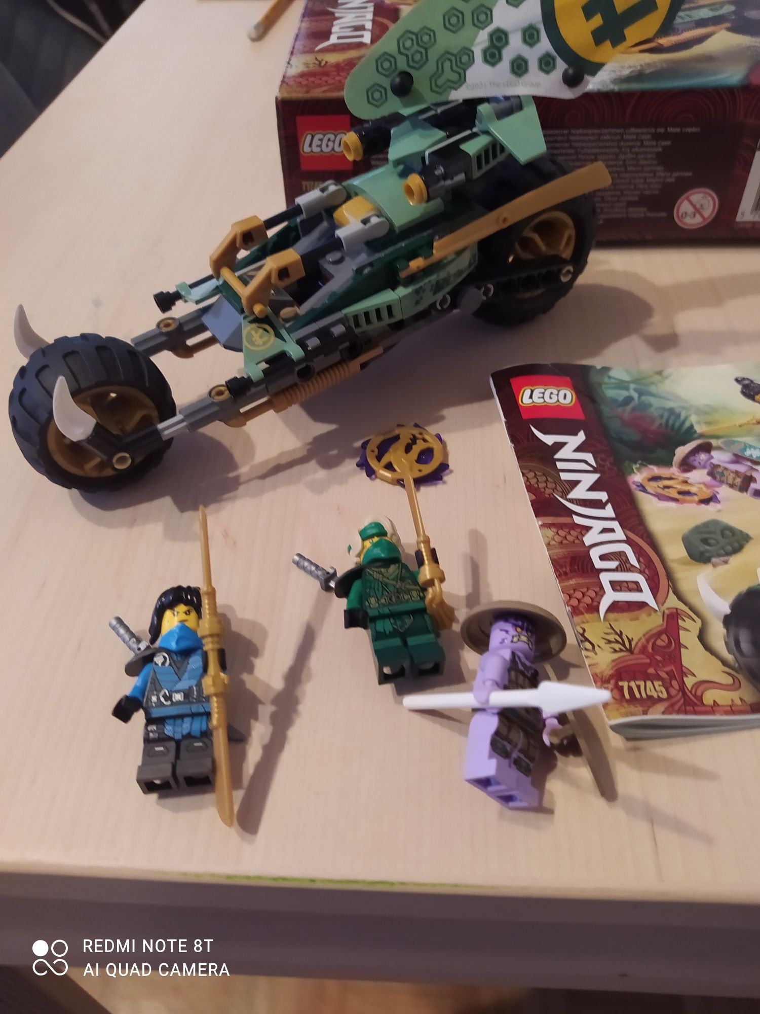 Lego ninjago 71754 dżunglowy chopper lloyda