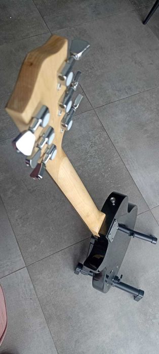 Gitara elektryczna Rocktile L-100 BL w kolorze czarnym