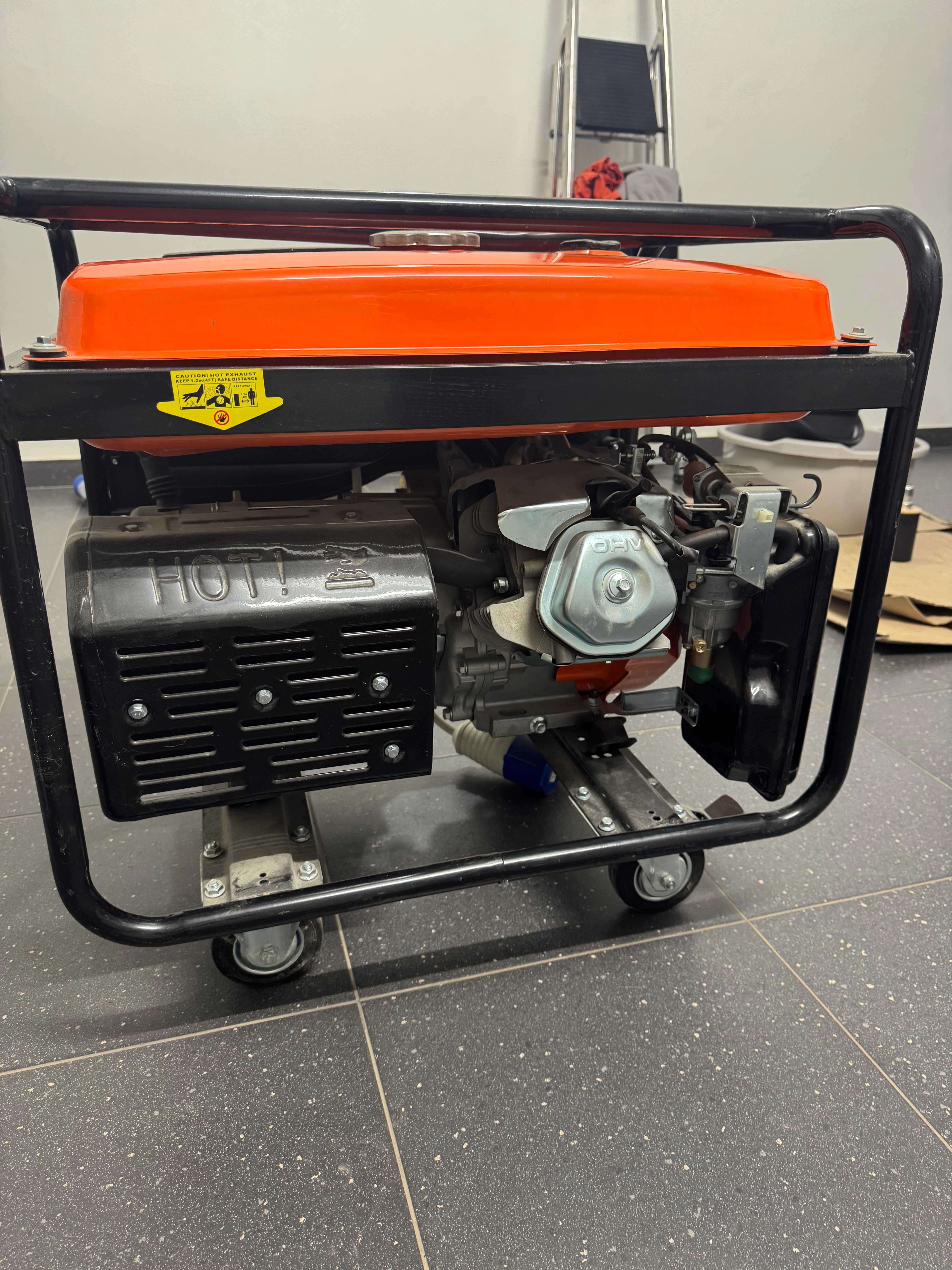 Генератор Atimax AG7000E (бензиновий)