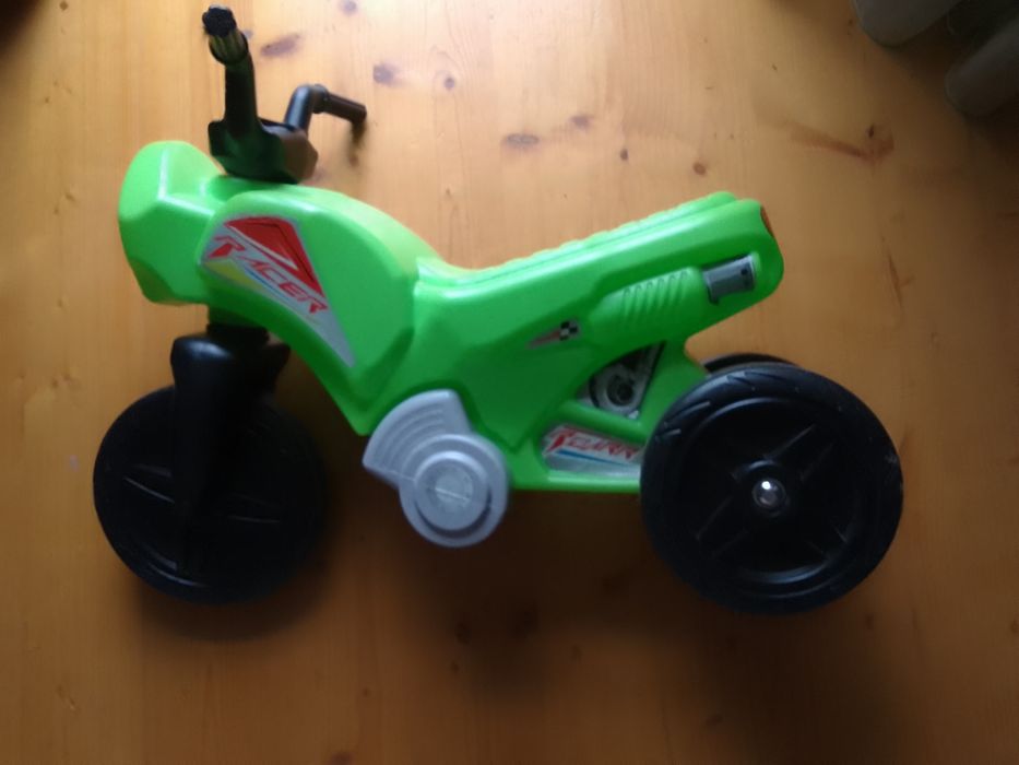 Дитячий мотоцикл
